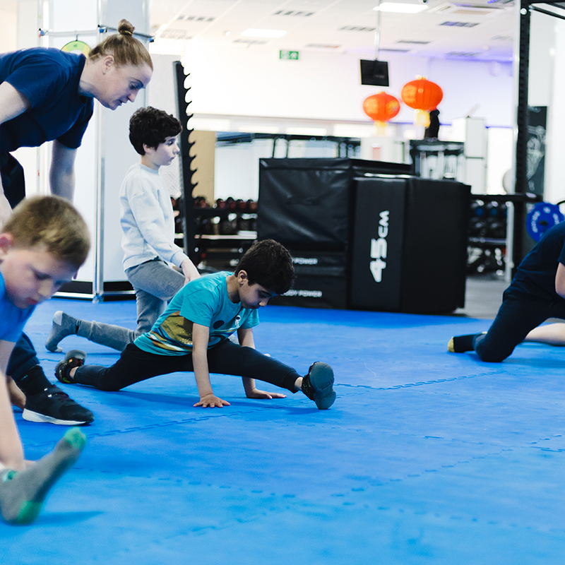 Children’s Acrobatics Children's Kung Fu stretch training at UK Shaolin